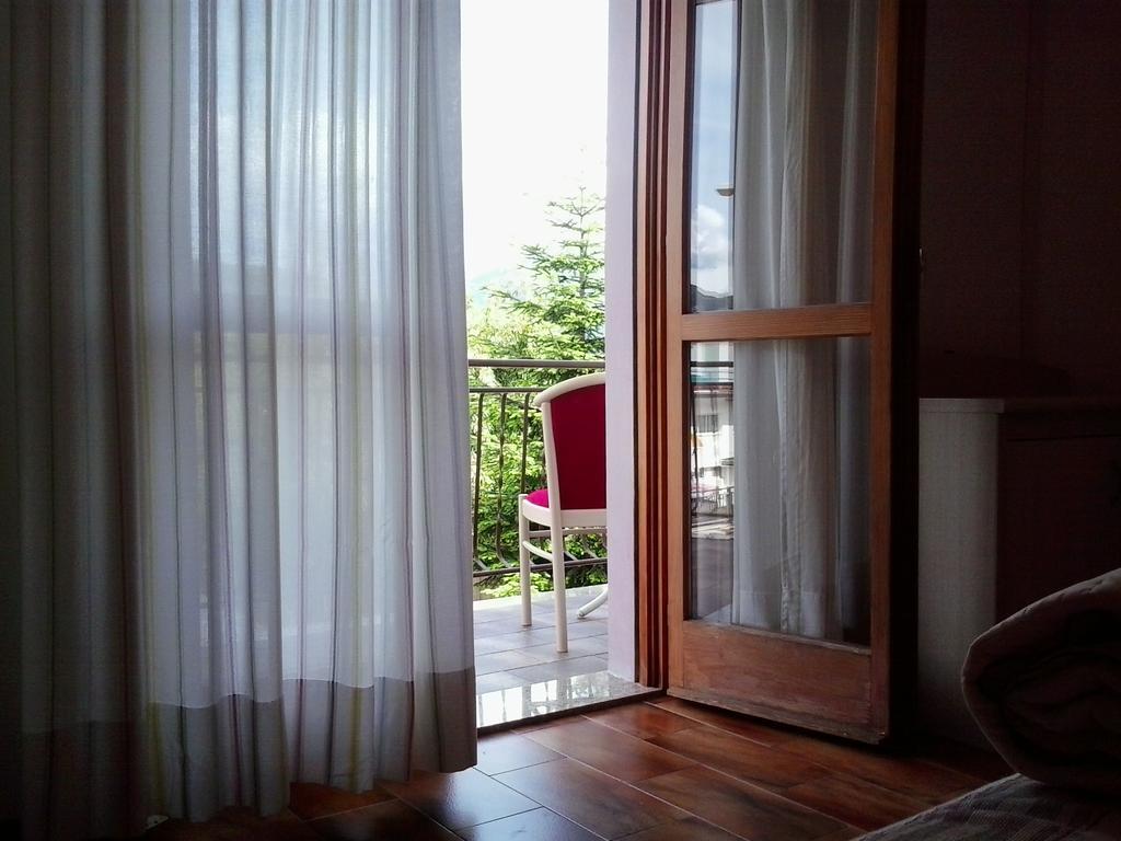 Hotel Pizzeria Mezzolago Pergine Valsugana Szoba fotó