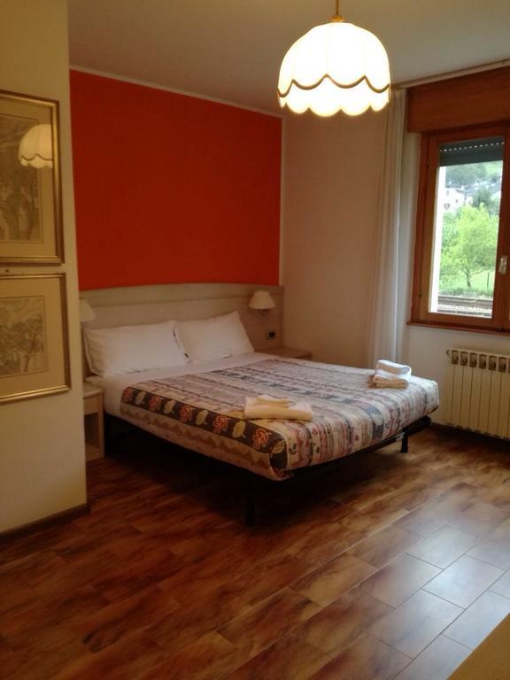 Hotel Pizzeria Mezzolago Pergine Valsugana Kültér fotó