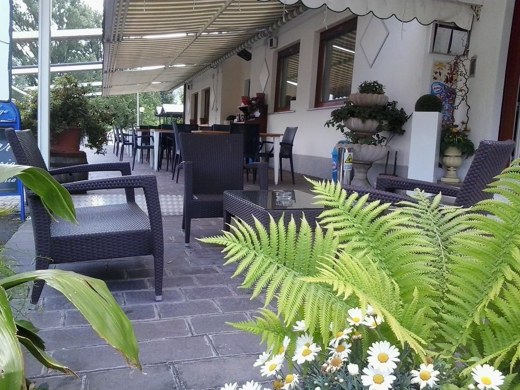 Hotel Pizzeria Mezzolago Pergine Valsugana Kültér fotó