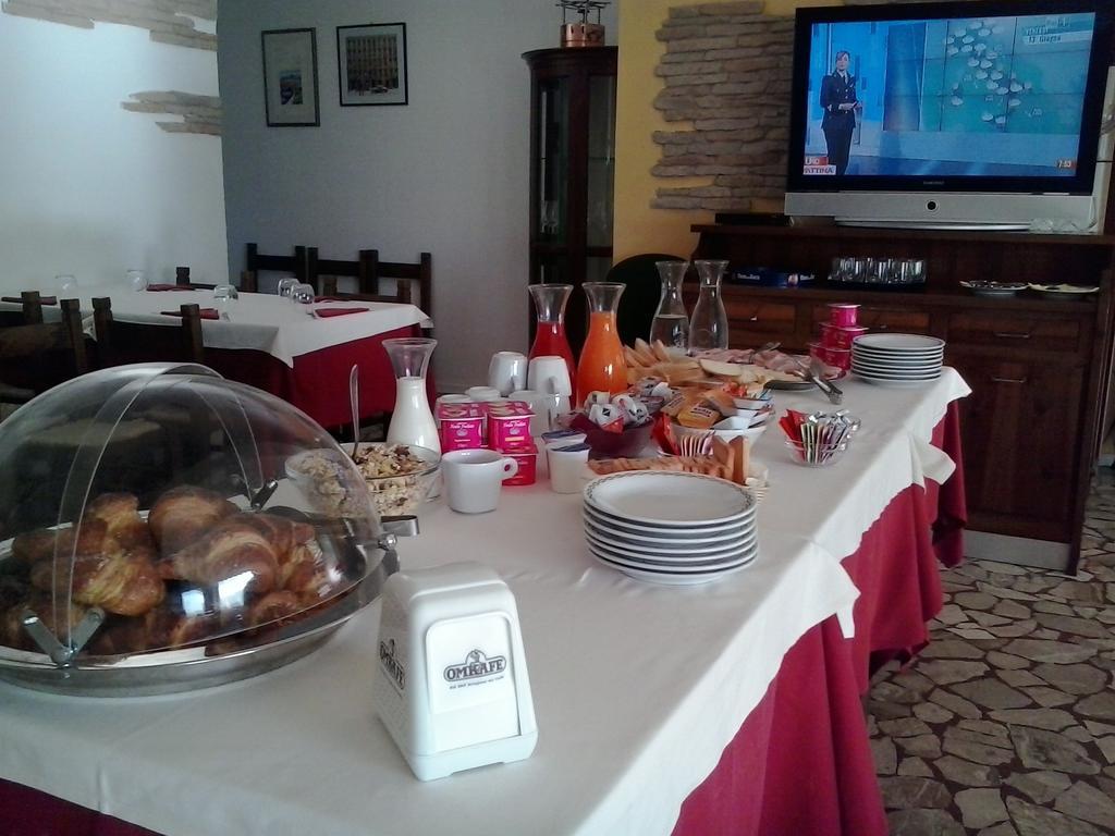Hotel Pizzeria Mezzolago Pergine Valsugana Kültér fotó