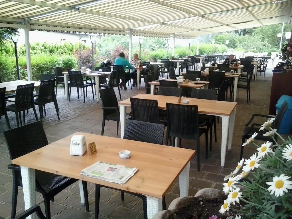 Hotel Pizzeria Mezzolago Pergine Valsugana Kültér fotó